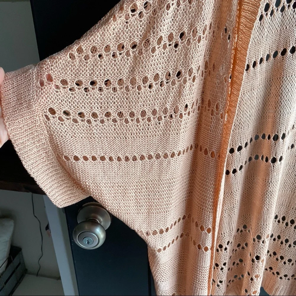 NWT L Love Peach Knit Kimono Size Medium - Picture 4 of 6